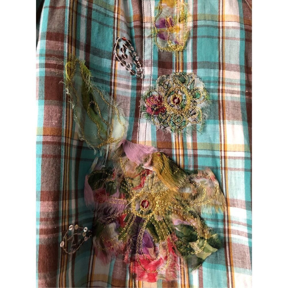 Plaid Blazer with Floral Embroidery - Picture 4 of 13